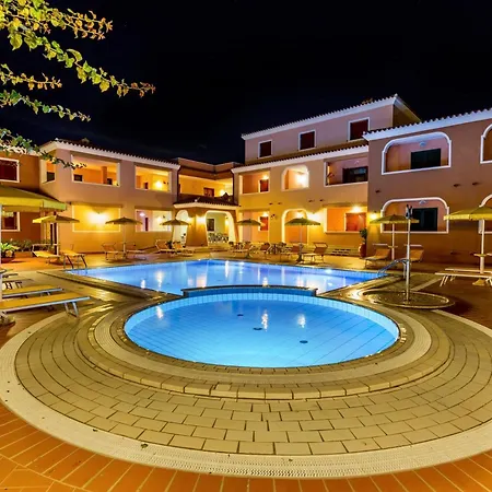 Isa - With Swimming-pool In Sos Alinos Cala Liberotto