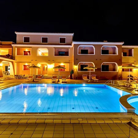 Isa - With Swimming-pool In Sos Alinos Апарт-отель 3*