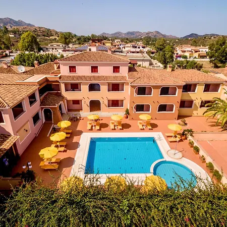 Апарт-отель Isa - With Swimming-pool In Sos Alinos