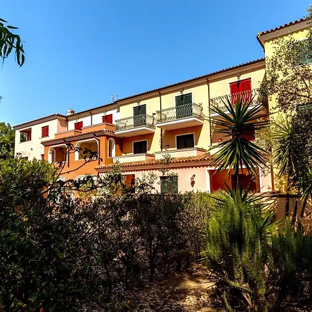 Isa - With Swimming-pool In Sos Alinos